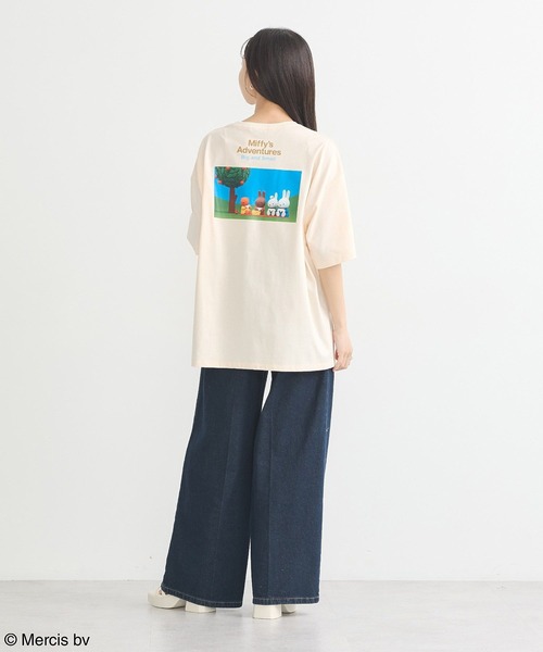 earth music&ecology(アースミュージックアンドエコロジー)の「miffy/earth ミッフィーフレンズアニメーションT(Tシャツ/カットソー・レディース・サックスブルー/オフホワイト/オレンジ系その他・FREE)」の13枚目の写真