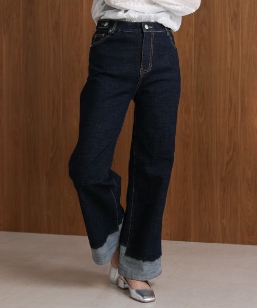 Bou Jeloud(ブージュルード)の「折り返しワイドデニムパンツ(デニムパンツ・レディース・ブルー/インディゴブルー・38)」の14枚目の写真