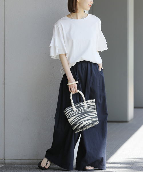 JOURNAL STANDARD relume(ジャーナルスタンダード レリューム)の「《WEB限定追加》天竺フリルTEE(Tシャツ/カットソー・レディース・ホワイト/ブラック・FREE)」の11枚目の写真