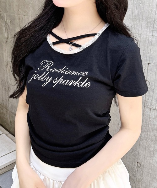 INGNI(イング)の「サイドギャザーレース付ロゴクロスTシャツ(Tシャツ/カットソー・レディース・ブラック×ホワイト/ピンク系7/グレー×ホワイト/ホワイト×ピンク・M)」の2枚目の写真