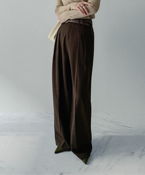 on:nue（オンニュ）の「【on:nue】[5色展開/3サイズ展開] ダブルタックワイドカラースラックス /2025 AW COLLECTION（スラックス・レディース・ブラウン/ミント/アイボリー/ブラック/グレー・SMALL/MEDIUM/LARGE）」の5枚目の写真