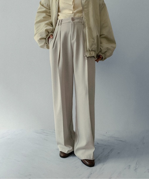 on:nue（オンニュ）の「【on:nue】[5色展開/3サイズ展開] ダブルタックワイドカラースラックス /2025 AW COLLECTION（スラックス・レディース・ブラウン/ミント/アイボリー/ブラック/グレー・SMALL/MEDIUM/LARGE）」の2枚目の写真