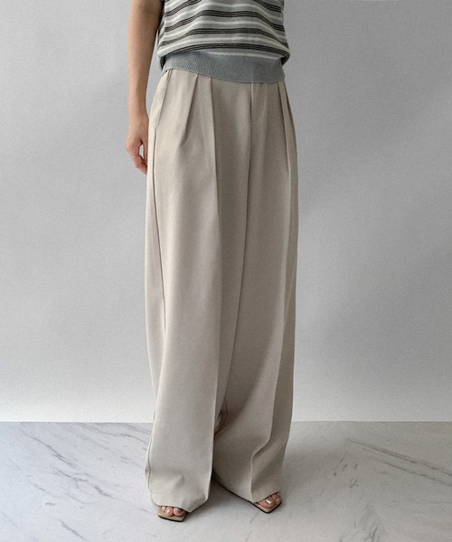 on:nue（オンニュ）の「【on:nue】[5色展開/3サイズ展開] ダブルタックワイドカラースラックス /2025 AW COLLECTION（スラックス・レディース・ブラウン/ミント/アイボリー/ブラック/グレー・SMALL/MEDIUM/LARGE）」の7枚目の写真