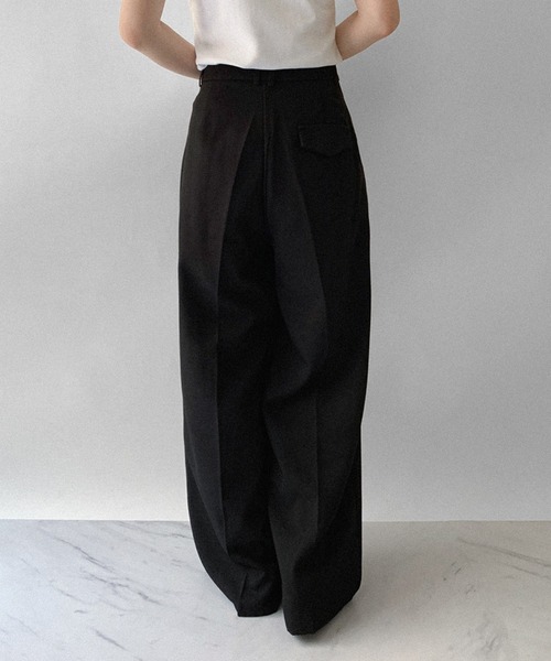 on:nue（オンニュ）の「【on:nue】[5色展開/3サイズ展開] ダブルタックワイドカラースラックス /2025 AW COLLECTION（スラックス・レディース・ブラウン/ミント/アイボリー/ブラック/グレー・SMALL/MEDIUM/LARGE）」の13枚目の写真