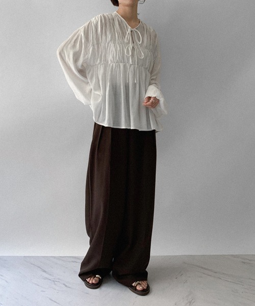 on:nue（オンニュ）の「【on:nue】[5色展開/3サイズ展開] ダブルタックワイドカラースラックス /2025 AW COLLECTION（スラックス・レディース・ブラウン/ミント/アイボリー/ブラック/グレー・SMALL/MEDIUM/LARGE）」の22枚目の写真