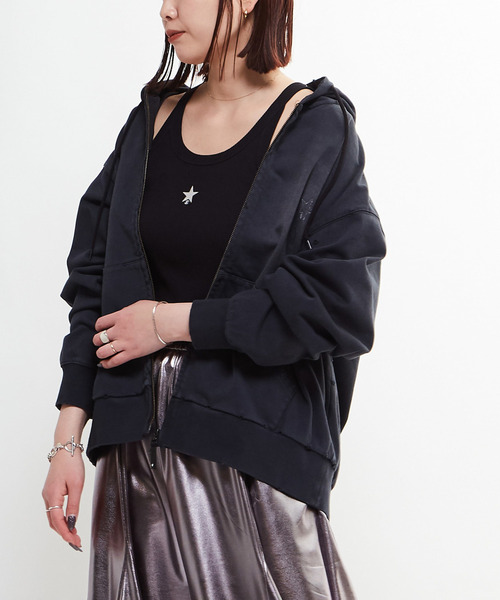CONVERSE TOKYO(コンバーストウキョウ)の「STAR★ ONEPOINT RIB HALTER NECK TANK TOP(タンクトップ・レディース・ホワイト/ブルー/グレー/ブラック・FREE)」の8枚目の写真