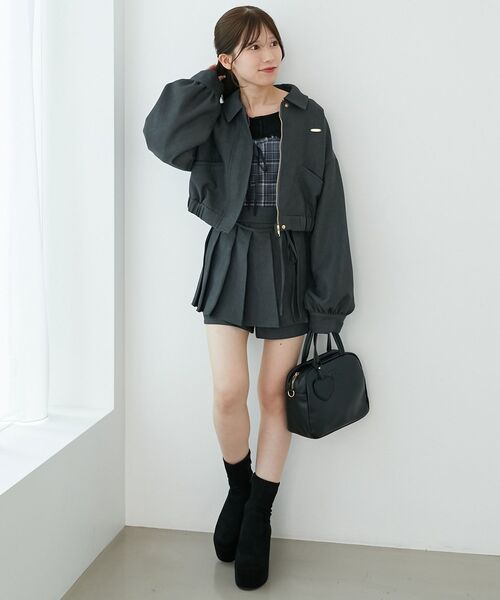 MAJESTIC LEGON（マジェスティックレゴン）の「襟付きショートブルゾン（ブルゾン・レディース・グレー/グレー系その他/ブラウン/ブラウン系その他2・MEDIUM）」の14枚目の写真