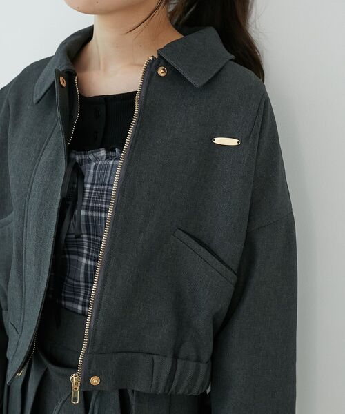 MAJESTIC LEGON（マジェスティックレゴン）の「襟付きショートブルゾン（ブルゾン・レディース・グレー/グレー系その他/ブラウン/ブラウン系その他2・MEDIUM）」の20枚目の写真