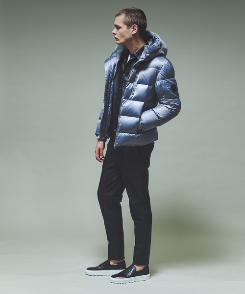 5351 POUR LES HOMMES（ゴーサンゴーイチプールオム）の「【25A/W】レザーエンボス ダウンジャケット（ダウンジャケット/コート・メンズ・グレイッシュブルー/ブラック・50/48/46/44）」の11枚目の写真