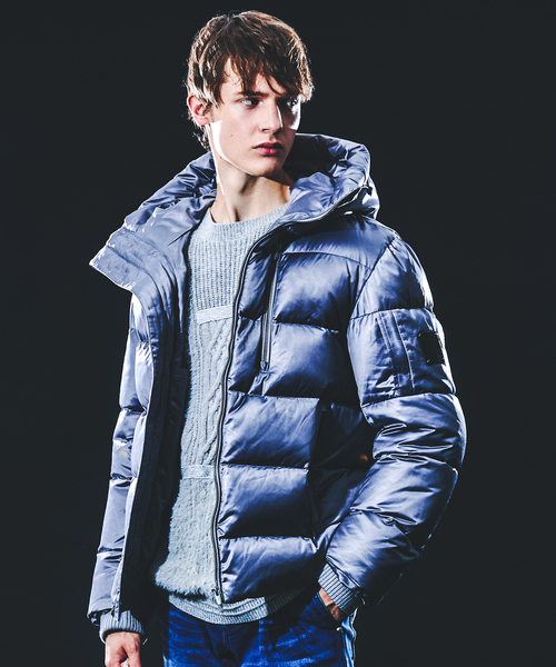 5351 POUR LES HOMMES（ゴーサンゴーイチプールオム）の「【25A/W】レザーエンボス ダウンジャケット（ダウンジャケット/コート・メンズ・グレイッシュブルー/ブラック・50/48/46/44）」の12枚目の写真