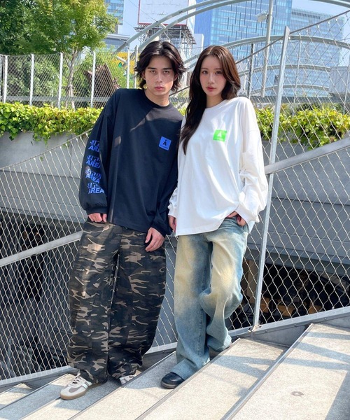 ALAND（エーランド）の「【UNISEX】ALAND／スリーブロゴプリントロンT（Tシャツ/カットソー・レディース・ホワイト/ブラック・MEDIUM/LARGE）」の11枚目の写真