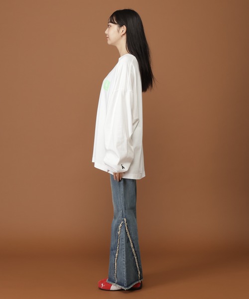 ALAND（エーランド）の「【UNISEX】ALAND／スリーブロゴプリントロンT（Tシャツ/カットソー・レディース・ホワイト/ブラック・MEDIUM/LARGE）」の21枚目の写真