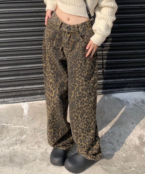 yuue' ( wear )(ユーイ)の「レオパード柄ワイドストレートパンツ(その他パンツ・レディース・レオパード・L/M/S)」の1枚目の写真