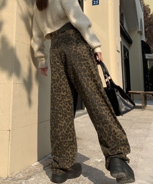 yuue' ( wear )(ユーイ)の「レオパード柄ワイドストレートパンツ(その他パンツ・レディース・レオパード・L/M/S)」の7枚目の写真