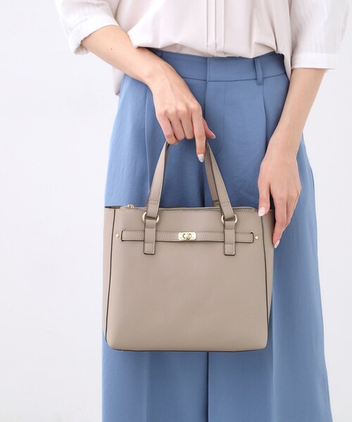 Reflect(リフレクト)の「【たっぷり収納!/通勤におすすめ】’25秋冬毎日ミディアムバッグ(ハンドバッグ・レディース・ブラック/ブラウン系/ダークグレー/ベージュ・00)」の20枚目の写真