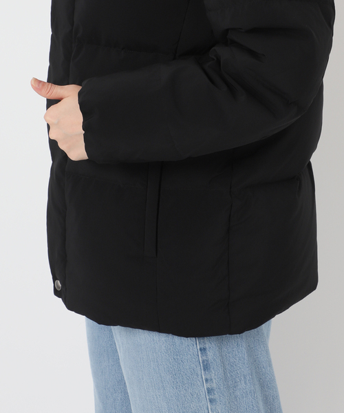 IENA(イエナ)の「ARTIROSA 撥水ライトパッファーダウン(ダウンジャケット/コート・レディース・ブラック/アイボリー・36/38)」の12枚目の写真