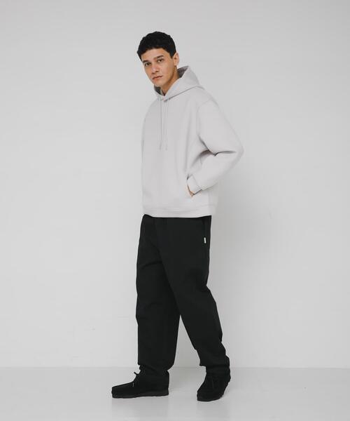 URBAN RESEARCH Sonny Label（アーバンリサーチサニーレーベル）の「ダンボールニットプルオーバーパーカー（パーカー・メンズ・グレー系その他/ブラック/チャコールグレー/ネイビー・MEDIUM/LARGE/X-LARGE）」の15枚目の写真