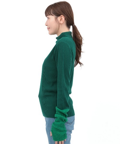 チチカカ（チチカカ）の「バイカラーリブタートルニット（ニット/セーター・レディース・ブラック/マスタード/グリーン・FREE）」の11枚目の写真