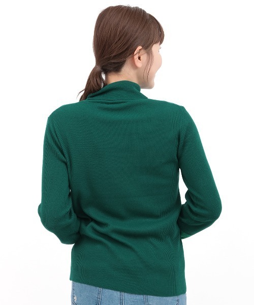 チチカカ（チチカカ）の「バイカラーリブタートルニット（ニット/セーター・レディース・ブラック/マスタード/グリーン・FREE）」の12枚目の写真