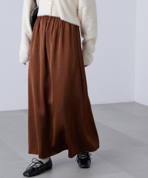 FREE'S MART(フリーズマート)の「◆サテンナローロングスカート(スカート・レディース・ブラウン/ホワイト/ブラック/グレー/ブラウン系その他/ブラック系その他・SMALL/MEDIUM)」の5枚目の写真