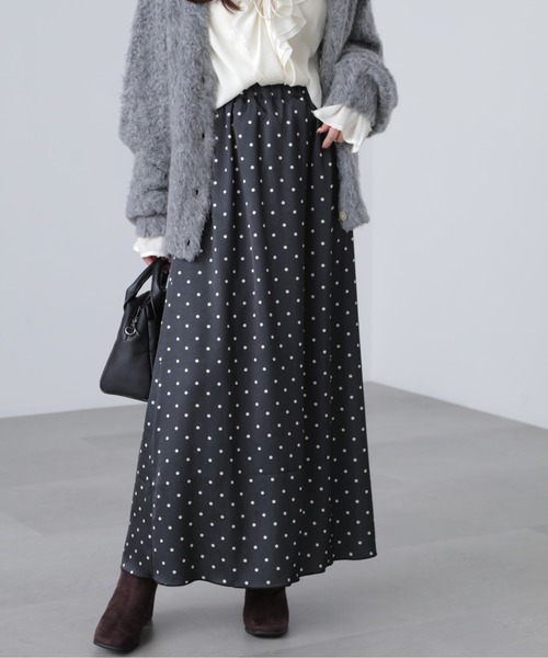 FREE'S MART(フリーズマート)の「◆サテンナローロングスカート(スカート・レディース・ブラウン/ホワイト/ブラック/グレー/ブラウン系その他/ブラック系その他・SMALL/MEDIUM)」の12枚目の写真