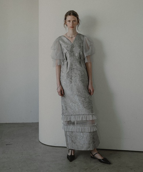 et.UNiVER(エトユニベール)の「Sheer allure dress(ドレス・レディース・ブラウン/ピンクベージュ/グレー・SMALL/MEDIUM/LARGE)」の4枚目の写真