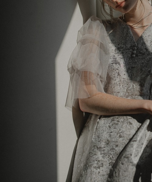 et.UNiVER(エトユニベール)の「Sheer allure dress(ドレス・レディース・ブラウン/ピンクベージュ/グレー・SMALL/MEDIUM/LARGE)」の15枚目の写真