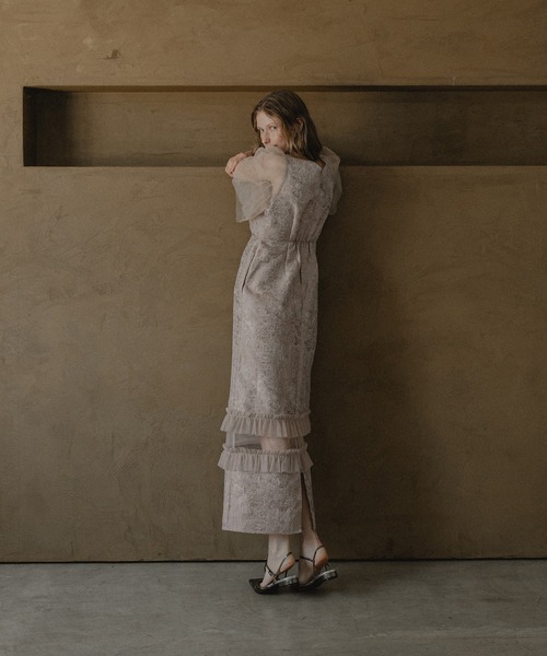 et.UNiVER(エトユニベール)の「Sheer allure dress(ドレス・レディース・ブラウン/ピンクベージュ/グレー・SMALL/MEDIUM/LARGE)」の22枚目の写真
