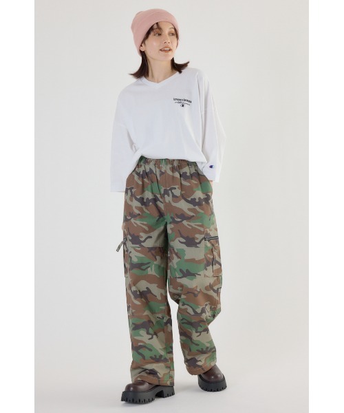 RODEO CROWNS WIDE BOWL(ロデオクラウンズワイドボウル)の「POCKET ZIP CARGOパンツ(カーゴパンツ・レディース・ブラック/ブラウン系その他/カーキ/カモフラージュ・FREE)」の9枚目の写真