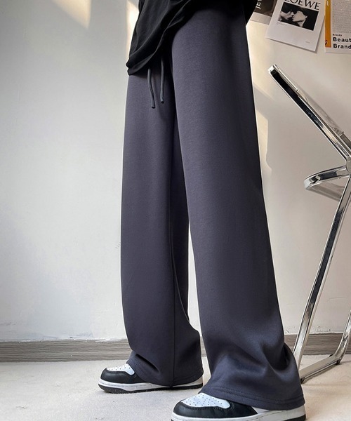 maison de LATIR(メゾンドラティール)の「抜け感たっぷり。美シルエットのリラックスワイドパンツ。(スウェットパンツ・レディース・ダークグレー/ネイビー/ライトグレー/ブラック/アイボリー・M/L)」の7枚目の写真
