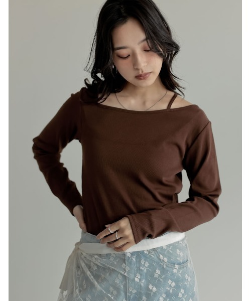 Re:EDIT（リエディ）の「[2025AW COLLECTION][汗じみ防止][UVカット]リブカットソーアシンメトリーネックデザイントップス（Tシャツ/カットソー・レディース・ブラック/チャコールグレー/ホワイト/ブラウン・MEDIUM/LARGE）」の4枚目の写真