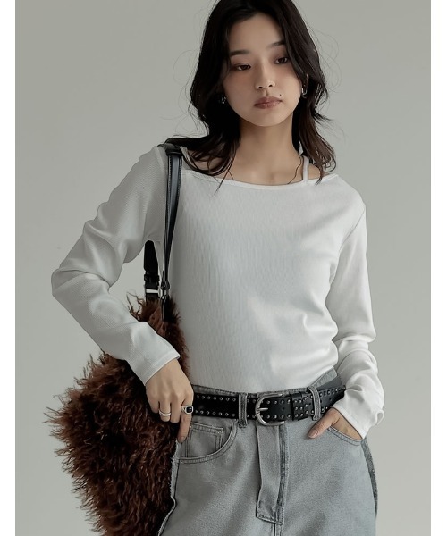 Re:EDIT（リエディ）の「[2025AW COLLECTION][汗じみ防止][UVカット]リブカットソーアシンメトリーネックデザイントップス（Tシャツ/カットソー・レディース・ブラック/チャコールグレー/ホワイト/ブラウン・MEDIUM/LARGE）」の2枚目の写真