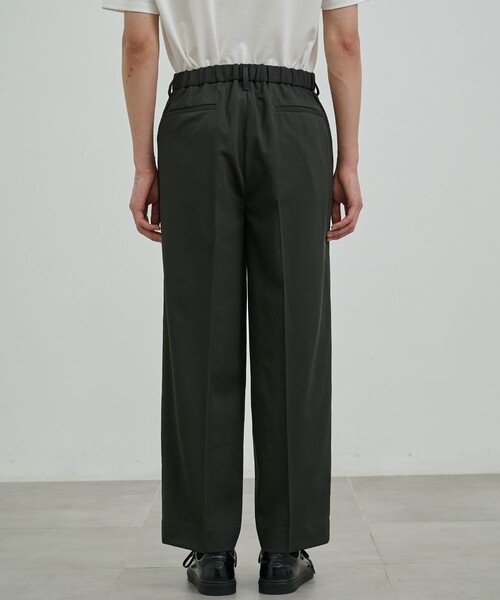 UNITED TOKYO（ユナイテッドトウキョウ）の「TECHNO WOOL 2タックイージーパンツ（その他パンツ・メンズ・ブラック/ダークグレー/オリーブ・1/2）」の14枚目の写真