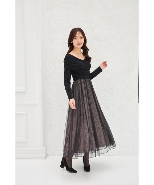tocco closet(トッコ クローゼット)の「オフショルカットソー×ラメレースドッキングワンピース(ワンピース・レディース・ベージュ/ブラック・M)」の4枚目の写真