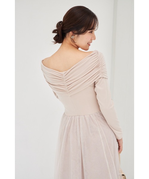 tocco closet(トッコ クローゼット)の「オフショルカットソー×ラメレースドッキングワンピース(ワンピース・レディース・ベージュ/ブラック・M)」の20枚目の写真
