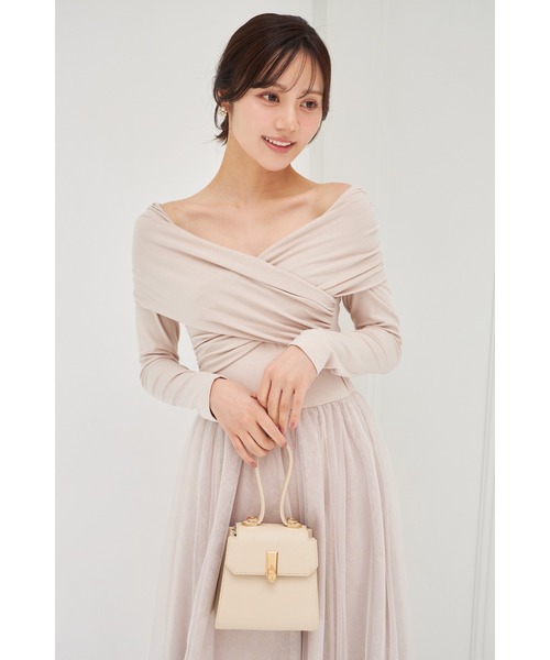 tocco closet(トッコ クローゼット)の「オフショルカットソー×ラメレースドッキングワンピース(ワンピース・レディース・ベージュ/ブラック・M)」の17枚目の写真