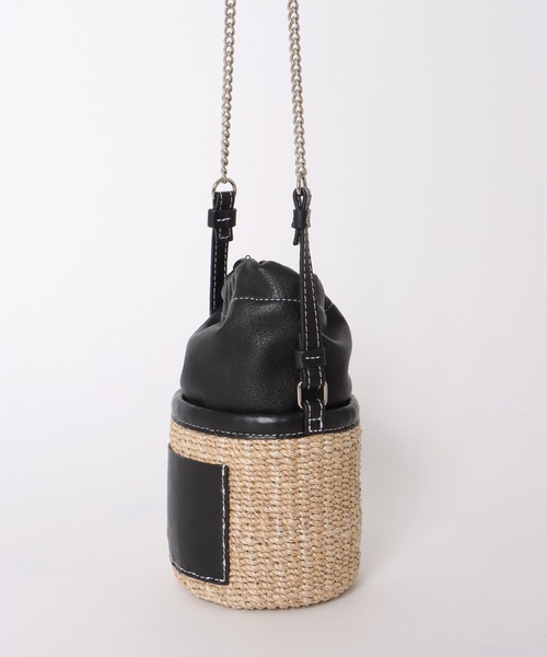 POMTATA(ポンタタ)の「VIN MINI SHOULDER BAG【POMTATA/ポンタタ】(ショルダーバッグ・レディース・ベージュ/ブラック・フリー)」の3枚目の写真