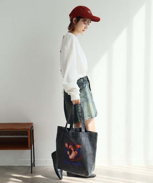 Disney（ディズニー）の「ヴィンテージライク アソートデザイン ピグメント加工 トートバッグ (ディズニー・サンリオ・ワーナー)（トートバッグ・メンズ・ブラック系その他/ブラック系その他2/ブラック系その他3/ブラック系その他4/ブラック系その他5/ブラック系/ブラック系1/ブラック系8/ブラック系9/ブラック系4/ブラック系2/ブラック系7/ブラック系6/ブラック系5/ブラック系3・FREE）」の16枚目の写真