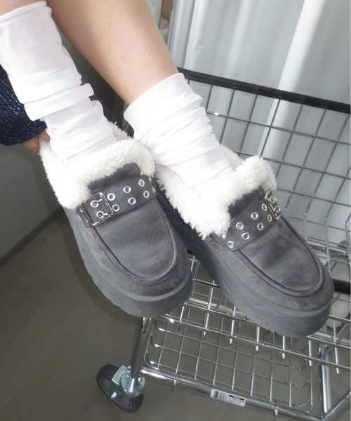 sedacle girl(セダクルガール)の「バックルムートンブーツ(ブーツ・レディース・ブラック/グレー/キャメル・SMALL/MEDIUM/LARGE)」の10枚目の写真