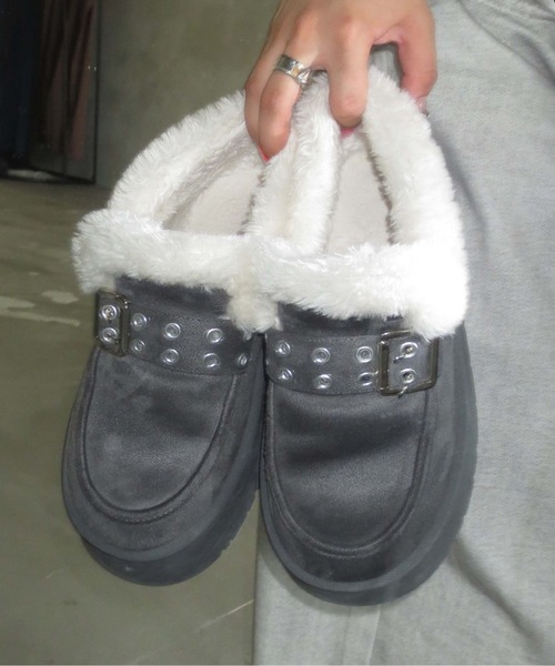 sedacle girl(セダクルガール)の「バックルムートンブーツ(ブーツ・レディース・ブラック/グレー/キャメル・SMALL/MEDIUM/LARGE)」の15枚目の写真