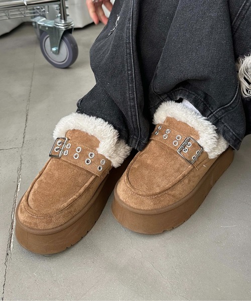 sedacle girl(セダクルガール)の「バックルムートンブーツ(ブーツ・レディース・ブラック/グレー/キャメル・SMALL/MEDIUM/LARGE)」の11枚目の写真