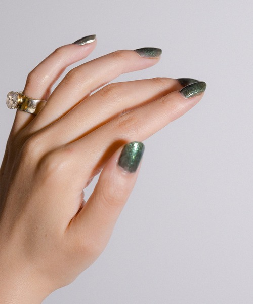 OSAJI(オサジ)の「【引き下げ】オサジ アップリフト ネイルカラー / 2025HOLIDAY【数量限定】(マニキュア/ジェルネイル・レディース・610〈踊れ〉/609〈アルバム〉/607〈ひらめき〉/605 〈いまそかり〉/606〈肖像画〉/608〈黄金の夜明け〉・FREE)」の10枚目の写真