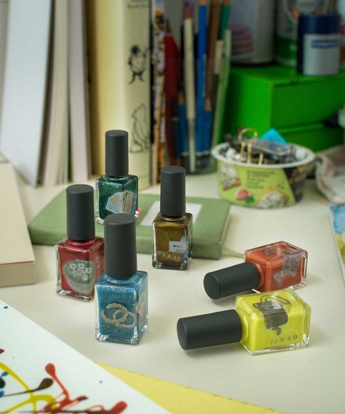 OSAJI(オサジ)の「【引き下げ】オサジ アップリフト ネイルカラー / 2025HOLIDAY【数量限定】(マニキュア/ジェルネイル・レディース・610〈踊れ〉/609〈アルバム〉/607〈ひらめき〉/605 〈いまそかり〉/606〈肖像画〉/608〈黄金の夜明け〉・FREE)」の13枚目の写真