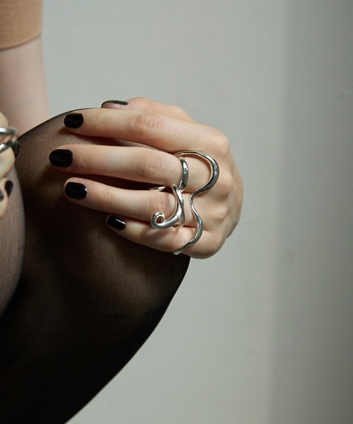 Soierie(ソワリー)の「ストリーム イヤーカフ リング / Stream earcuff ring(リング・レディース・シルバー/ゴールド・FREE)」の16枚目の写真