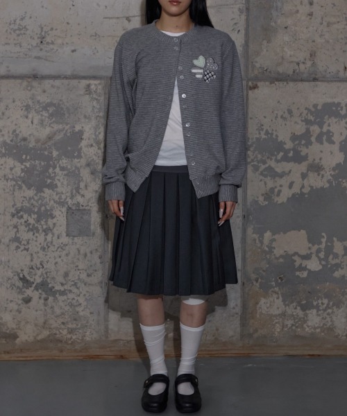 FANCY CLUB（ファンシークラブ）の「【FANCY CLUB】CLOVER PATCHWORK CARDIGAN / 【ファンシークラブ】クローバーパッチワークカーディガン（カーディガン/ボレロ・レディース・グレー/ベージュ・ONE SIZE）」の6枚目の写真