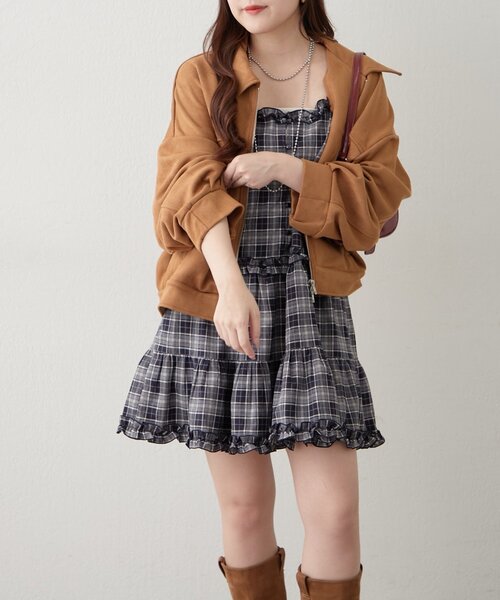 continuer de NICE CLAUP(コンティニューデナイスクラップ)の「【人気デザイン!】キャミティアードチュニック(シャツ/ブラウス・レディース・ブラウン系その他/ブラック/ブルー系その他・FREE)」の15枚目の写真