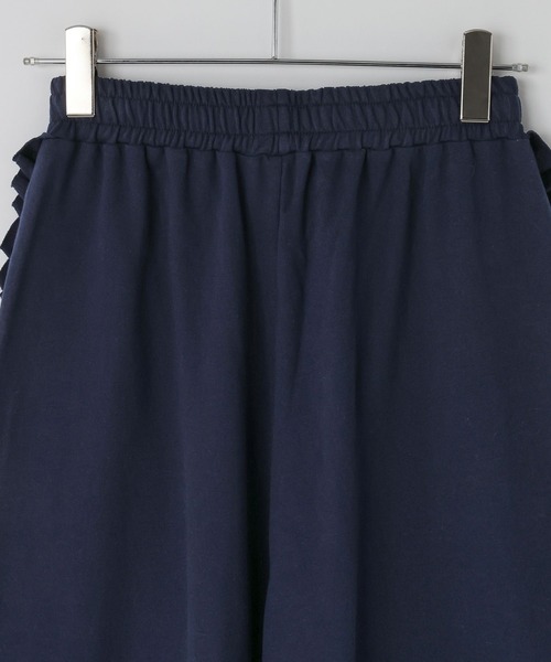 LOWRYS FARM（ローリーズファーム）の「サイドフリルカットパンツ　607239（スウェットパンツ・レディース・ネイビー/ブラウン/ブラック/グレー・SMALL/MEDIUM）」の16枚目の写真