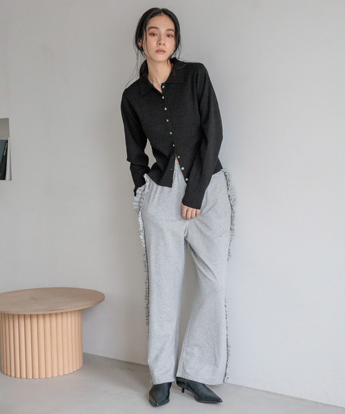 LOWRYS FARM（ローリーズファーム）の「サイドフリルカットパンツ　607239（スウェットパンツ・レディース・ネイビー/ブラウン/ブラック/グレー・SMALL/MEDIUM）」の22枚目の写真