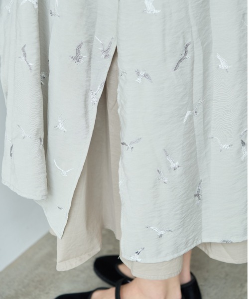 yuni(ユニ )の「bird刺繍 layered ワンピース(ワンピース・レディース・ブラック/グレー・FREE)」の21枚目の写真