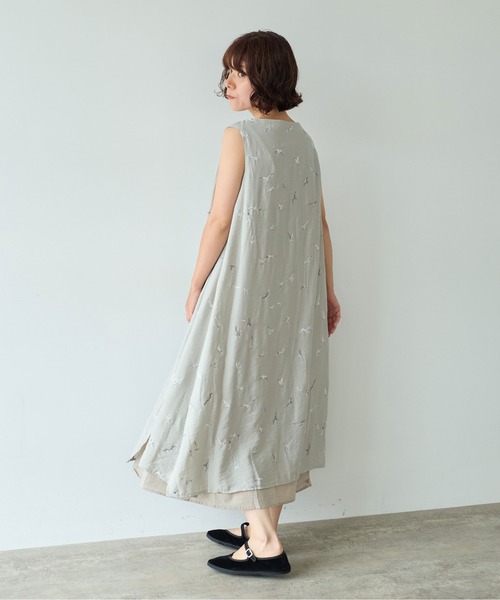 yuni(ユニ )の「bird刺繍 layered ワンピース(ワンピース・レディース・ブラック/グレー・FREE)」の13枚目の写真
